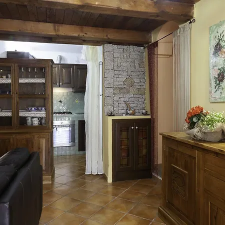 Aria Di - Pertini Ferienhaus *